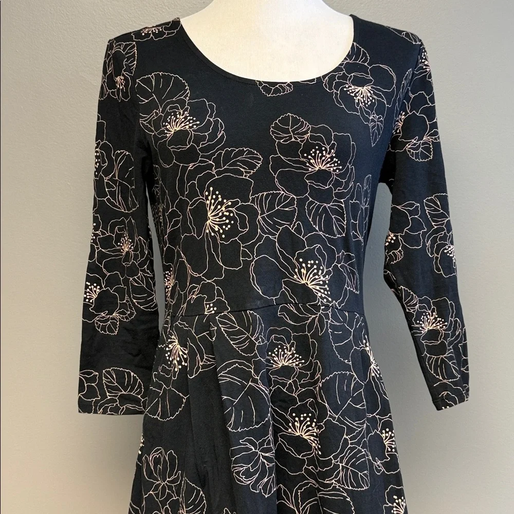 Lands’ End Floral Fit & Flare Dress Size S Cotton Stretch Pockets - Picture 2 of 5